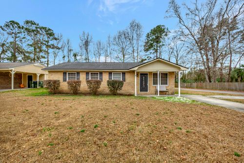 122 Longleaf Dr, Summerville, SC, 29483-2602 | Card Image
