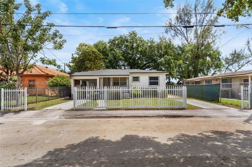 4853-4853 Nw 15th Ave, Miami, FL, 33142-4110 | Card Image