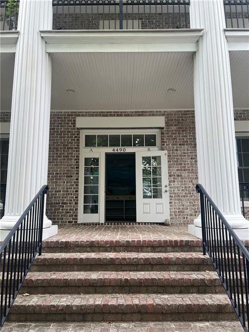 b-4490 Pleasant Ave, Norfolk, VA, 23518-1821 | Card Image