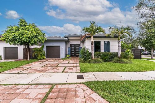 15901 Sw 136th Way, Miami, FL, 33196-1822 | Card Image