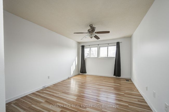 32 - 500 Osgoode Dr, Condo with 4 bedrooms, 2 bathrooms and 2 parking in London ON | Image 7