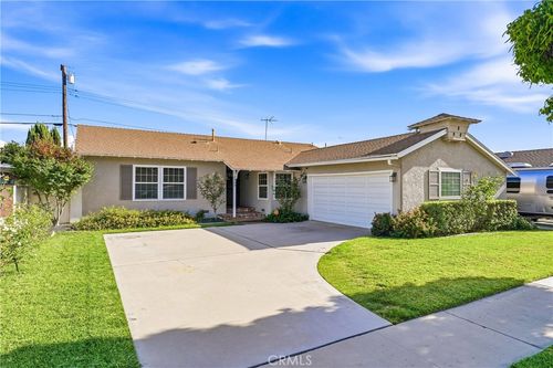 2260 W Polk Ave, Anaheim, CA, 92801-5112 | Card Image