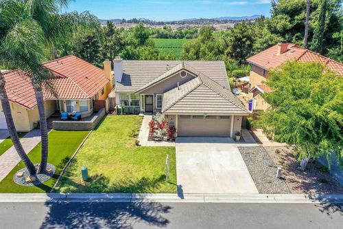 5452 Gooseberry Way, Oceanside, CA, 92057-4651 | Card Image