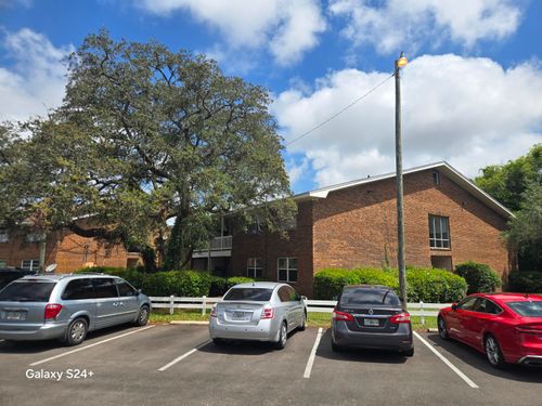 apt-2-609 Colonial Dr, Fort Walton Beach, FL, 32547-2375 | Card Image