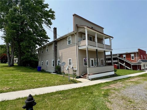 37 Lake St, Stoneboro, PA, 16153-3841 | Card Image