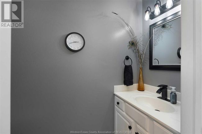 225 Golfview Dr, House other with 5 bedrooms, 4 bathrooms and null parking in Amherstburg ON | Image 29