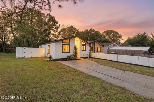 10762 Kusaie Dr S, JACKSONVILLE, FL, 32246-2485 | Card Image