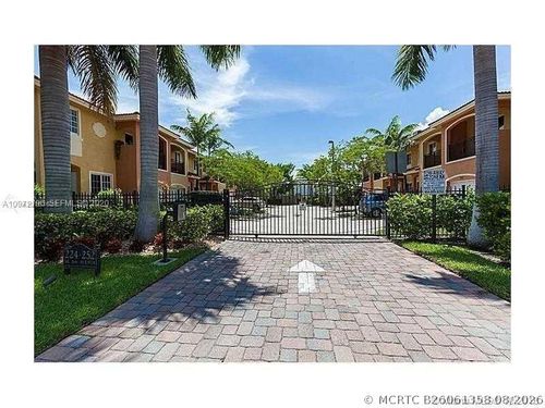 238 Se 2nd Ave, Hallandale Beach, FL, 33009-5641 | Card Image