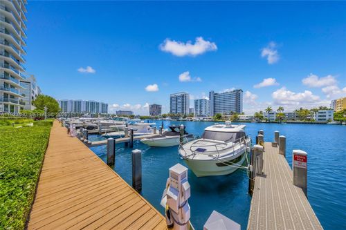 506-7930 East Dr, North Bay Village, FL, 33141 | Card Image