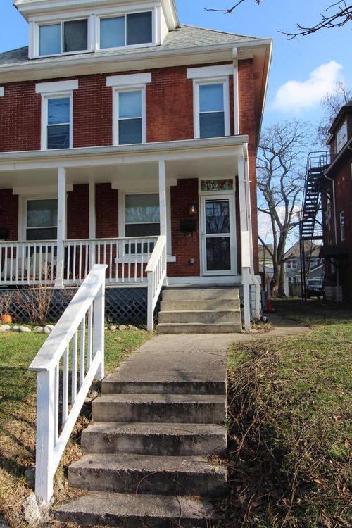 392 N Garfield Ave, Columbus, OH, 43203-1320 | Card Image