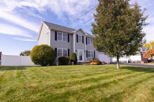 84 Maryland Avenue, Manchester, NH, 03104 | Card Image