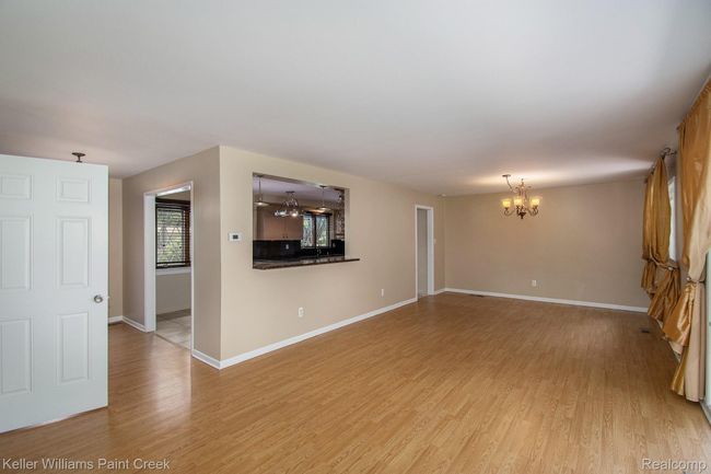 7374 Woodridge Rd, House other with 4 bedrooms, 2 bathrooms and null parking in West Bloomfield MI | Image 6