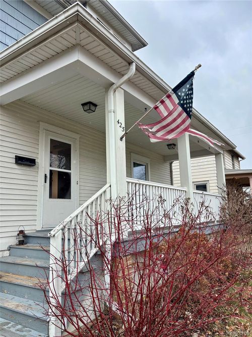 425 Fern Ct, Monroe, MI, 48162-2601 | Card Image