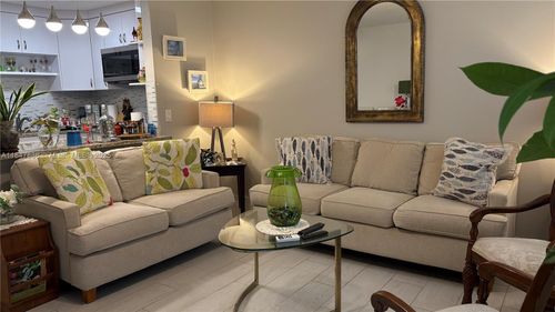 98-98 Westbury E, Deerfield Beach, FL, 33442-3259 | Card Image