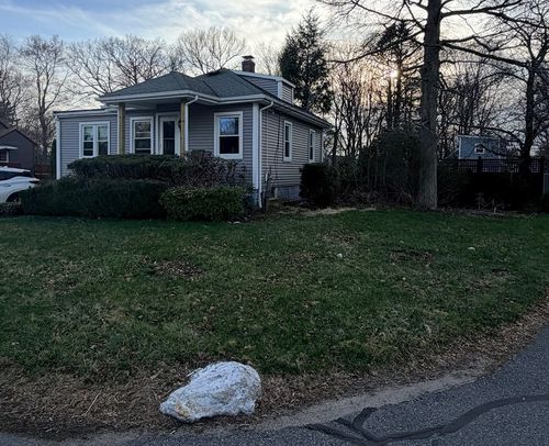 1 Thayer Ave, Holbrook, MA, 02343-1144 | Card Image