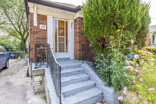 27 Innismore Cres, Scarborough, ON, M1R1C8 | Card Image