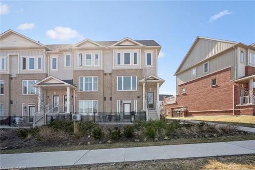 9-126 Watson Pky N, Guelph, ON, N1E0P6 | Card Image