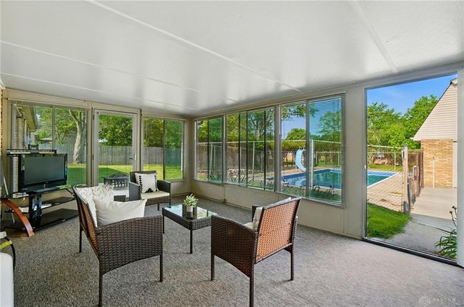 2946 Rockledge Trl, House other with 3 bedrooms, 2 bathrooms and null parking in Beavercreek OH | Image 5