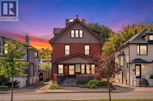 79 Giles Blvd E, Windsor, ON, N9A4B8 | Card Image
