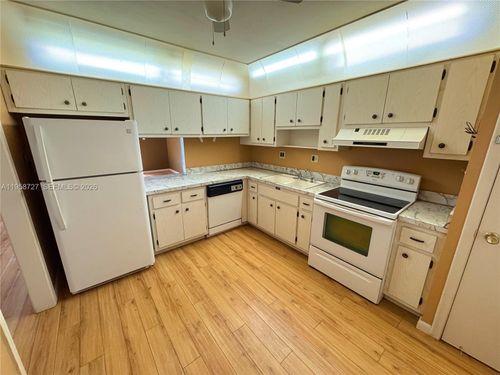 apt-308-2060 Nw 48th Ter, Lauderhill, FL, 33313-4172 | Card Image