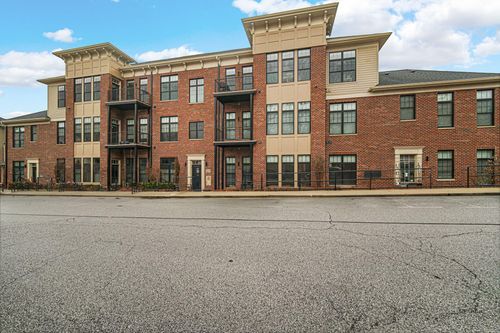 104-207 Academy St, Valparaiso, IN, 46383 | Card Image