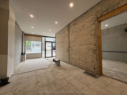 1200 Woodbine Ave, East York, ON, M4C4E3 | Card Image