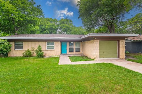 5520 Trail Lake Dr, Fort Worth, TX, 76133-2550 | Card Image