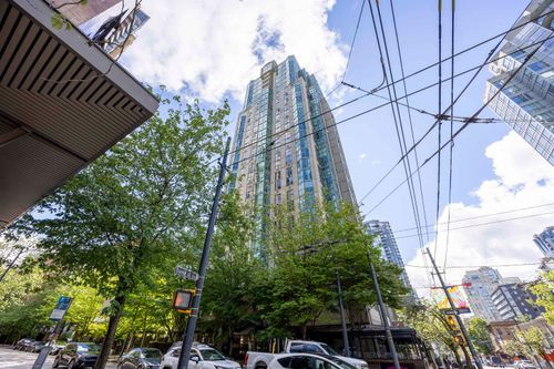 708-1188 Howe St, Vancouver, BC, V6Z2S8 | Card Image