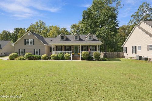 100 Fern Ct, New Bern, NC, 28562-3674 | Card Image