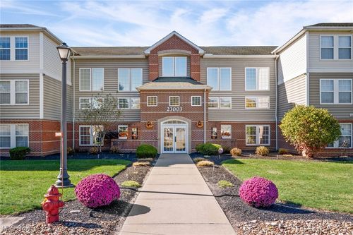 apt-230-23003 Chandlers Ln, Olmsted Falls, OH, 44138-3268 | Card Image