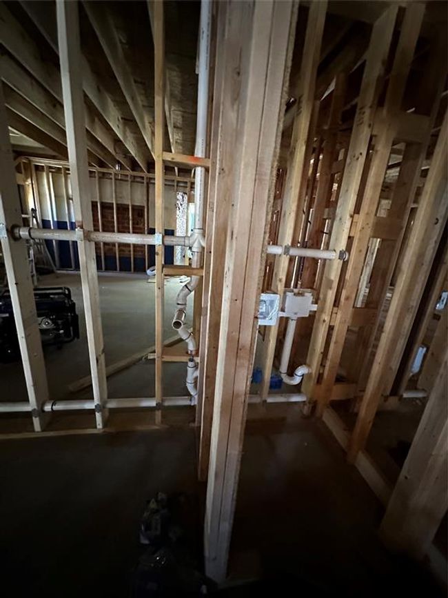 321 Kelly St, Home with 0 bedrooms, 0 bathrooms and null parking in Luling TX | Image 11