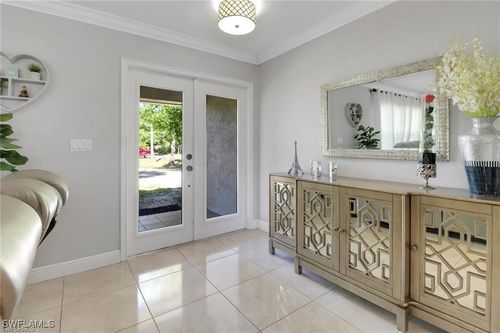 1530 Everglades Blvd S, NAPLES, FL, 34117-4543 | Card Image