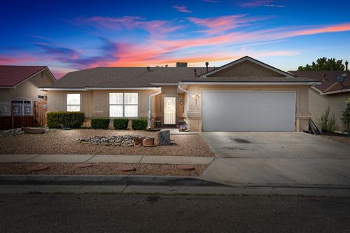 8211 Emerald Sky Avenue Sw, Albuquerque, NM, 87121 | Card Image