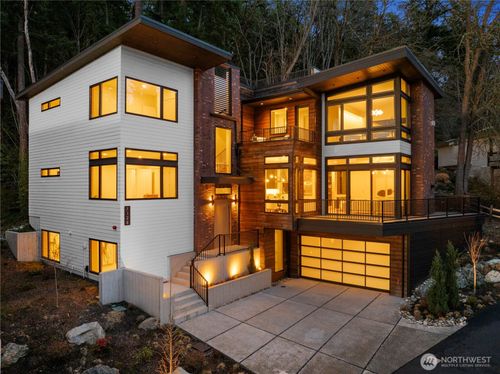 7128 Ne 119th Ln, Kirkland, WA, 98034-2439 | Card Image