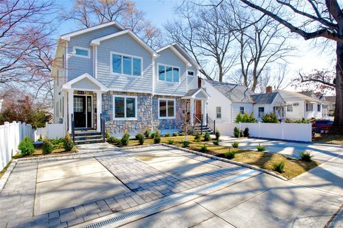 56 Kirkwood Rd, Port Washington, NY, 11050-1454 | Card Image