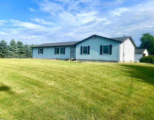 17250 Armada Center Rd, Armada, MI, 48005-2311 | Card Image