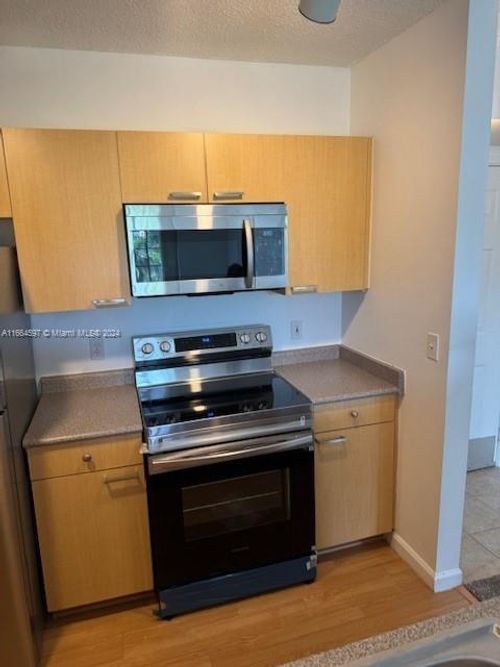 apt-516a-1919 Van Buren St, Hollywood, FL, 33020-7815 | Card Image