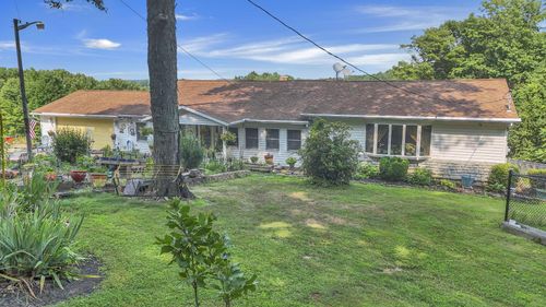 8879 Old National Rd, Thornville, OH, 43076-9363 | Card Image