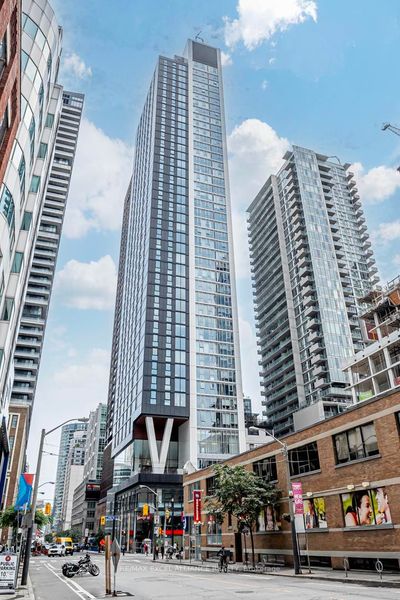 204 - 357 King St W, Condo with 1 bedrooms, 1 bathrooms and null parking in Toronto ON | Image 3