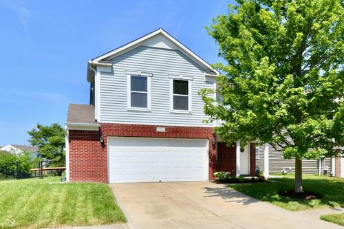 2016 Morning Light Ln, Greenwood, IN, 46143-6643 | Card Image