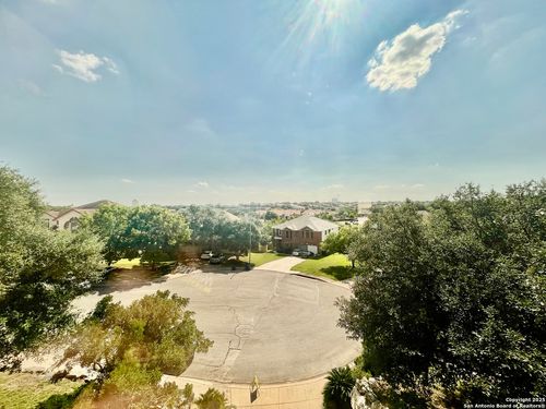 911 El Paisaje, San Antonio, TX, 78258-2900 | Card Image
