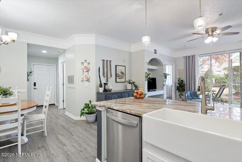 918-8550 Touchton Rd, Jacksonville, FL, 32216-1153 | Card Image