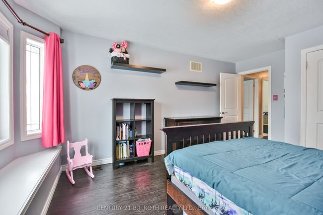 212 Maplewood Dr, House other with 3 bedrooms, 3 bathrooms and 4 parking in Angus ON | Image 19