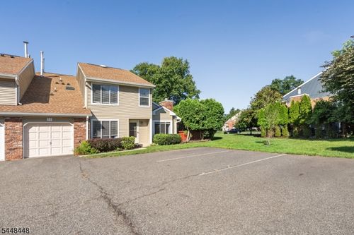 22 Driftwood Dr, Somerset, NJ, 08873-4239 | Card Image