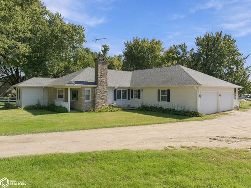 3511 19th St Sw, Mason City, IA, 50401-1548 | Card Image