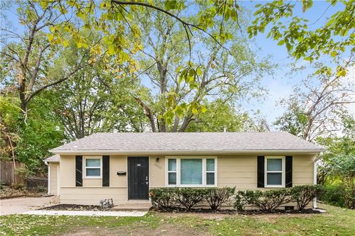 10002 Drury Ave, Kansas City, MO, 64137-1332 | Card Image