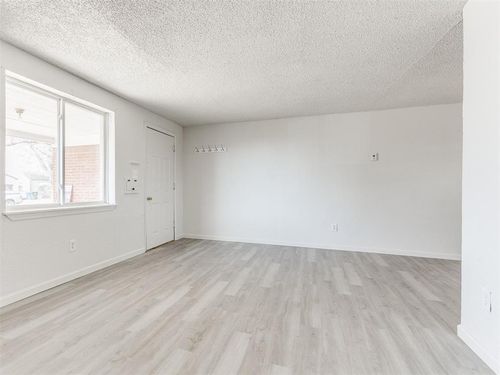 1104 Stansell Drive, Midwest City, OK, 73110 | Card Image