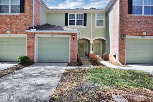 7510 Scarlet Ibis Ln, JACKSONVILLE, FL, 32256-2878 | Card Image