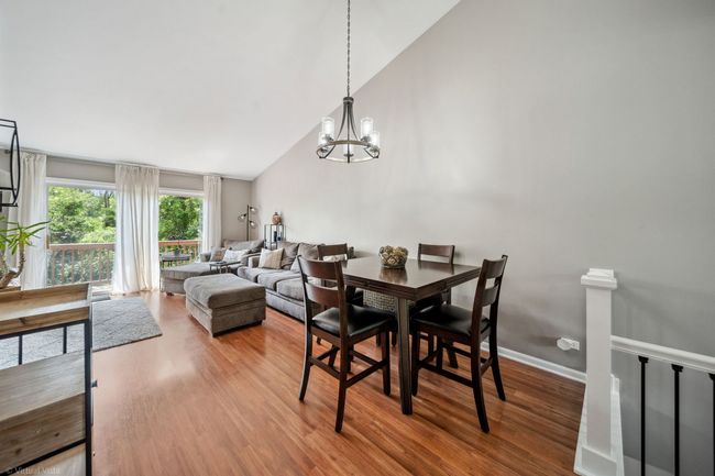 Vaulted ceiling | Image 5