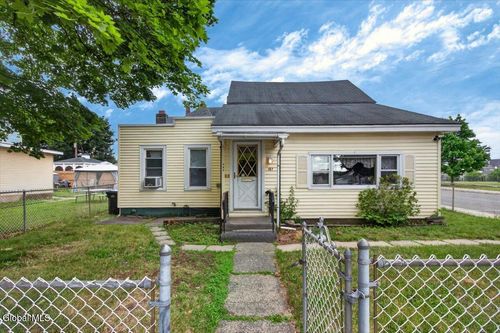 187 Park Ave, Cohoes, NY, 12047-3603 | Card Image